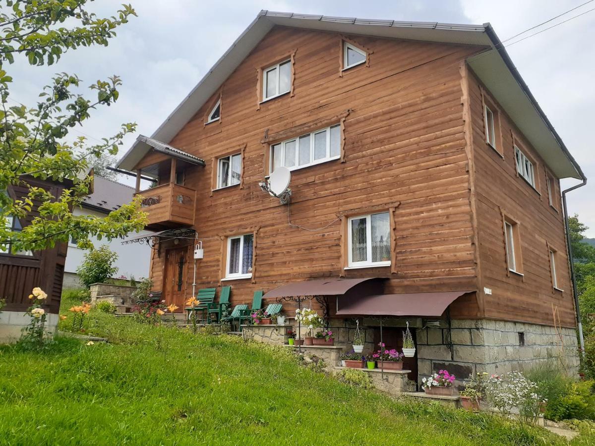 Hotel Kатруся à Yaremtche Extérieur photo