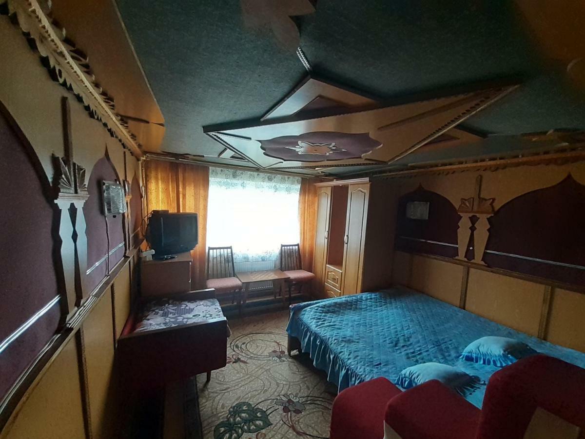 Hotel Kатруся à Yaremtche Extérieur photo